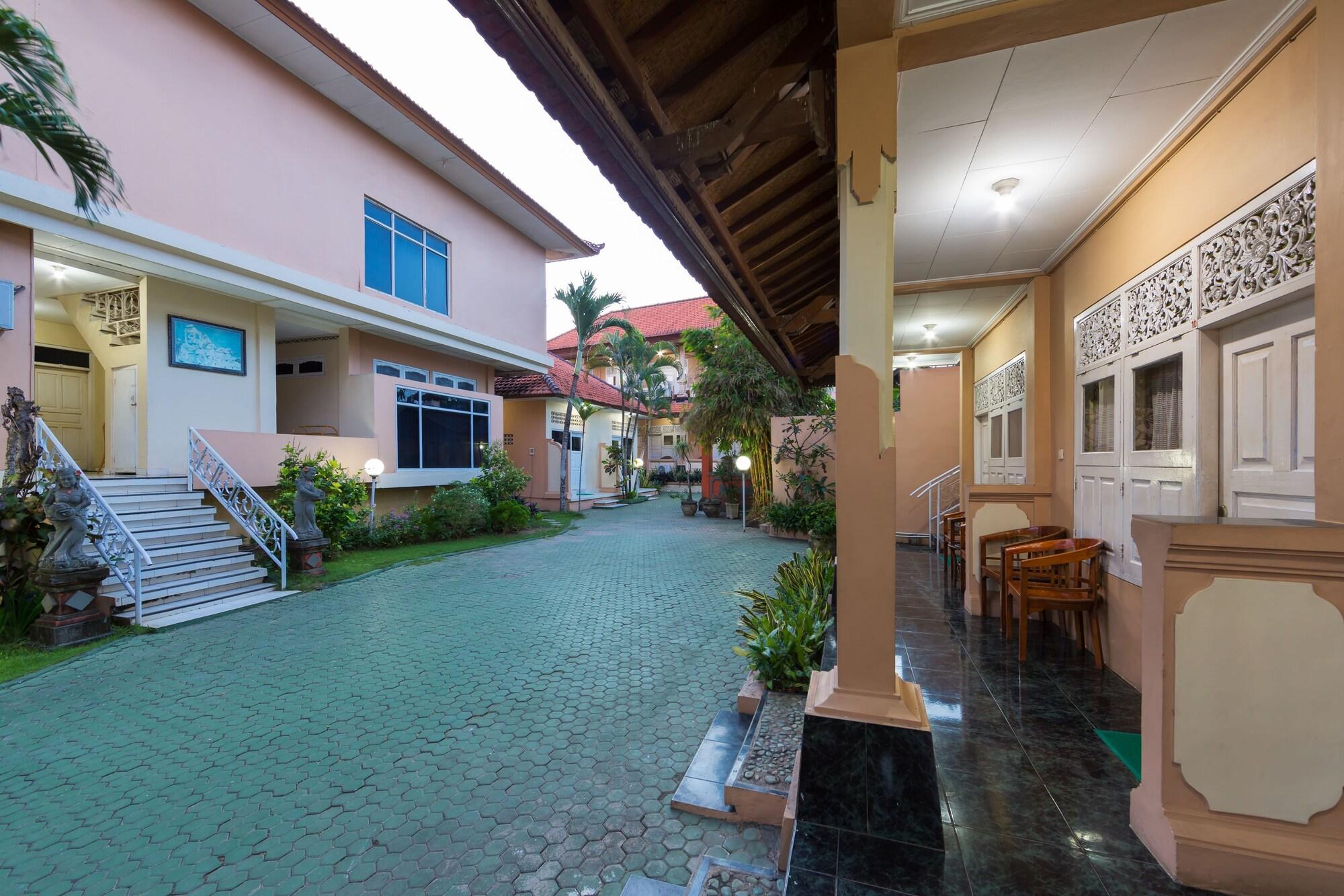 Oyo 3134 Puri Tamu Hotel Jimbaran Extérieur photo