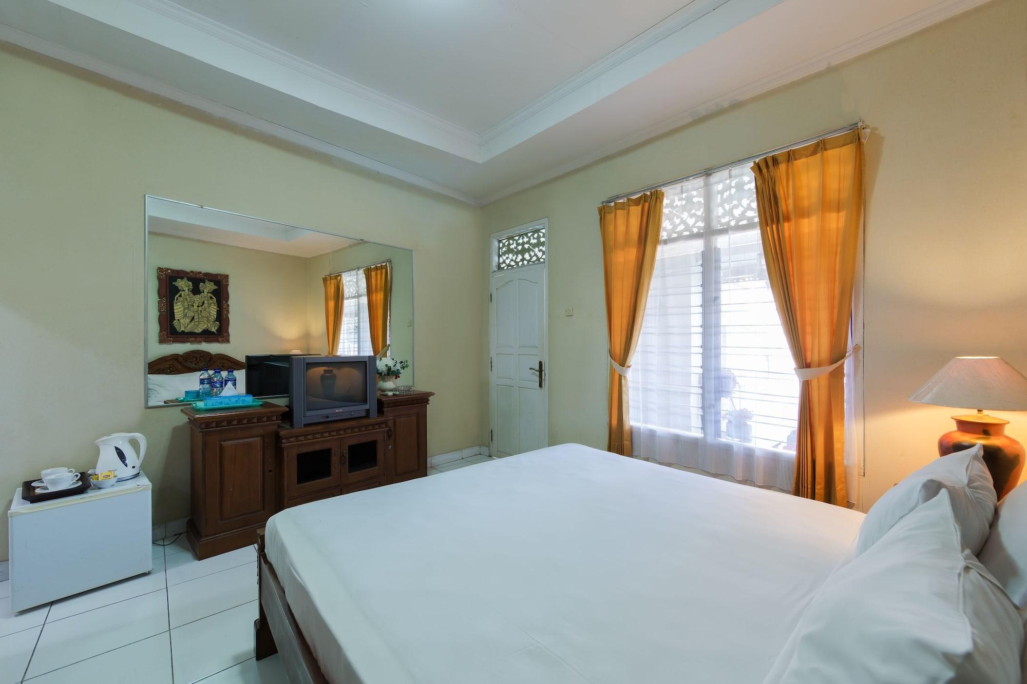 Oyo 3134 Puri Tamu Hotel Jimbaran Extérieur photo