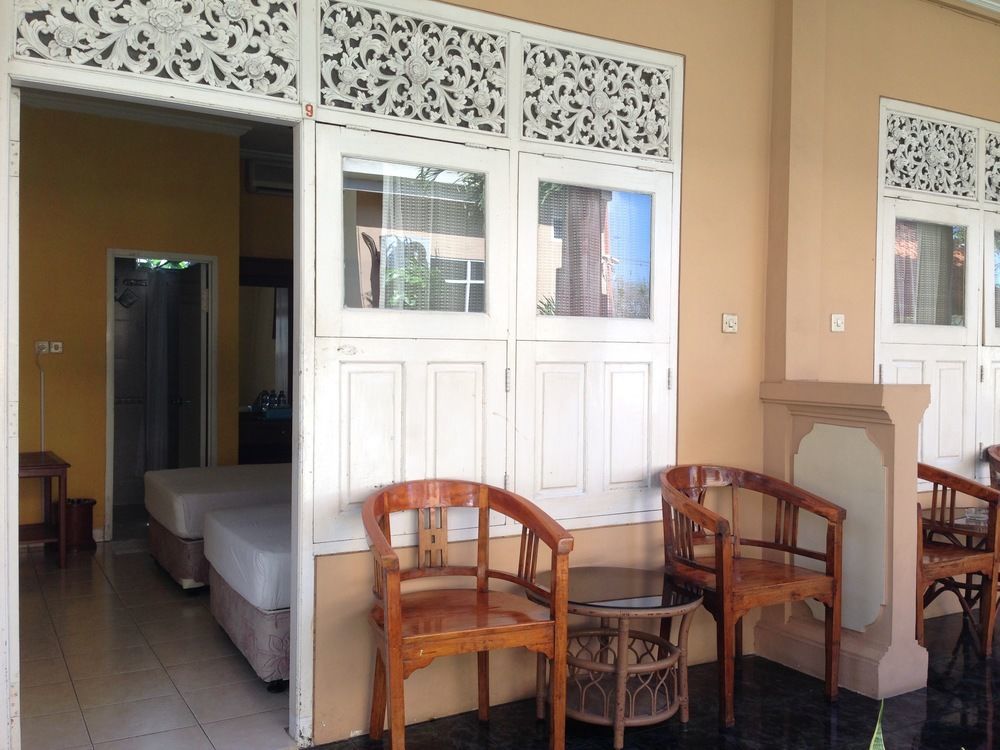Oyo 3134 Puri Tamu Hotel Jimbaran Extérieur photo