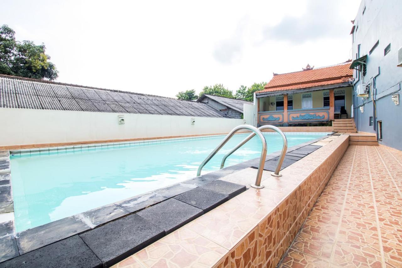 Oyo 3134 Puri Tamu Hotel Jimbaran Extérieur photo