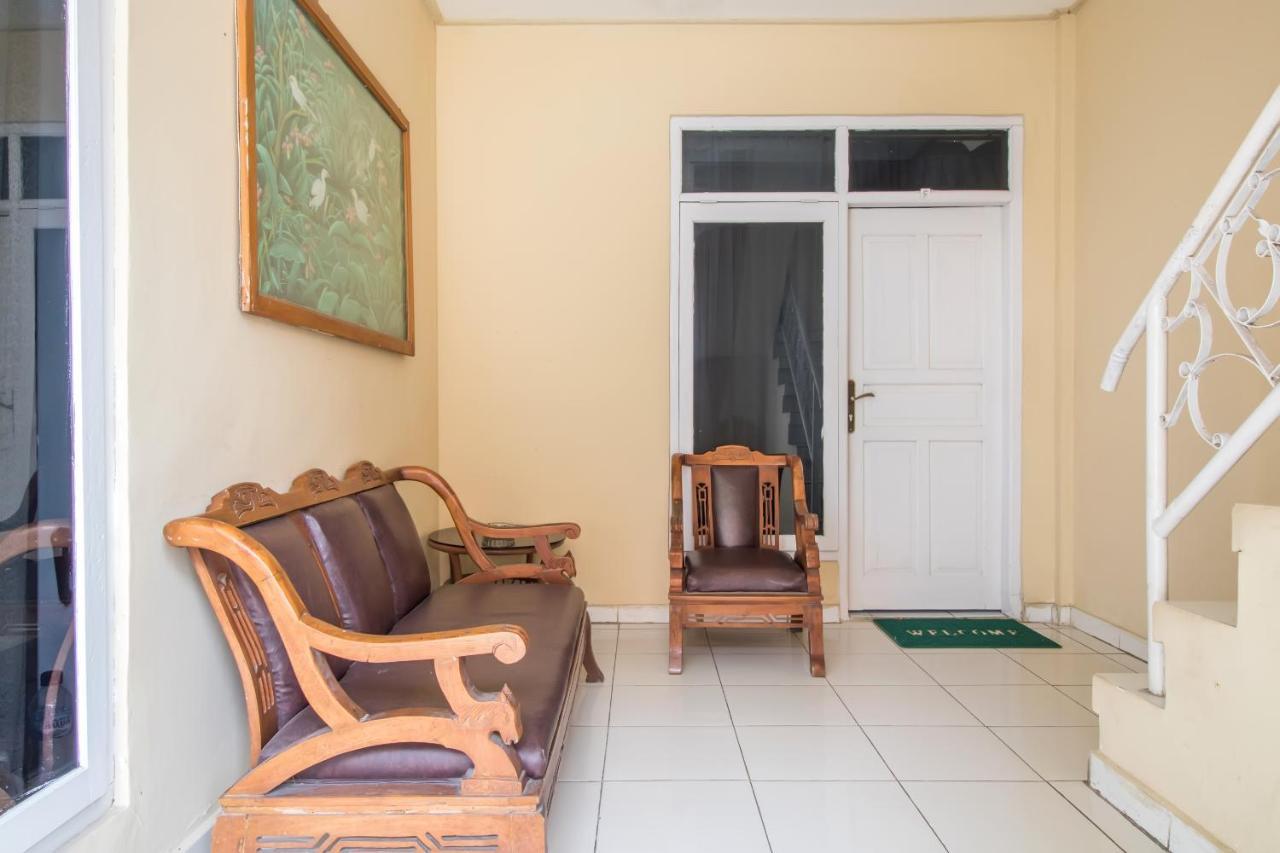 Oyo 3134 Puri Tamu Hotel Jimbaran Extérieur photo
